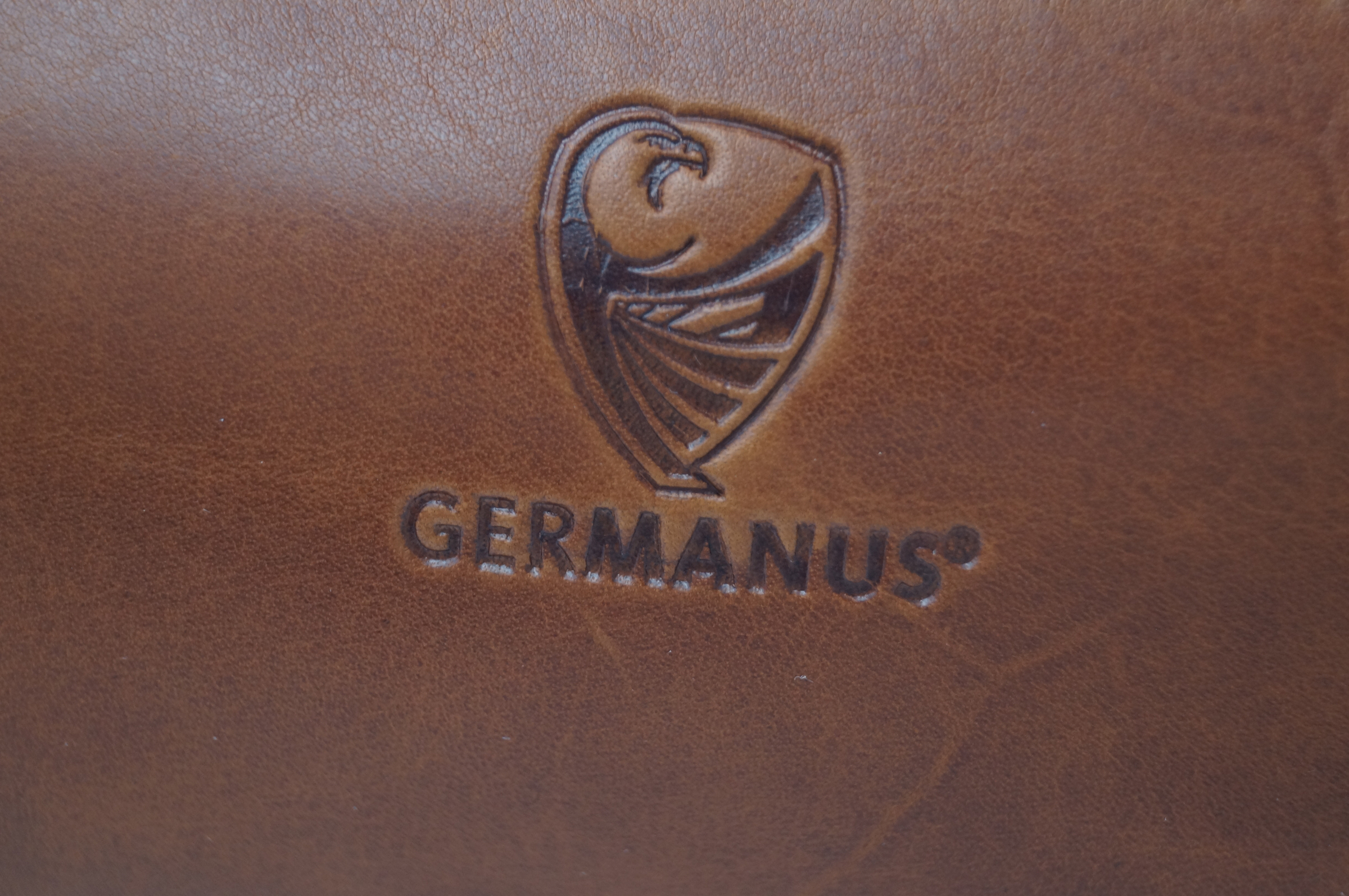 GERMANUS Credit Card Case Zip - Made in EU - Leder Case for Cards, brown